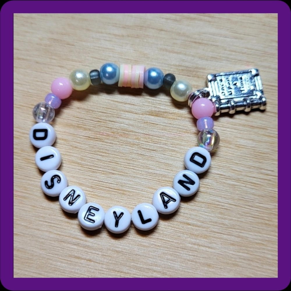 Disneyland Friendship Bracelet, Size 5.5"